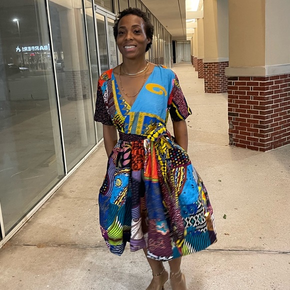 African clothing for women Ankara patches work dress - Picture 2 of 3